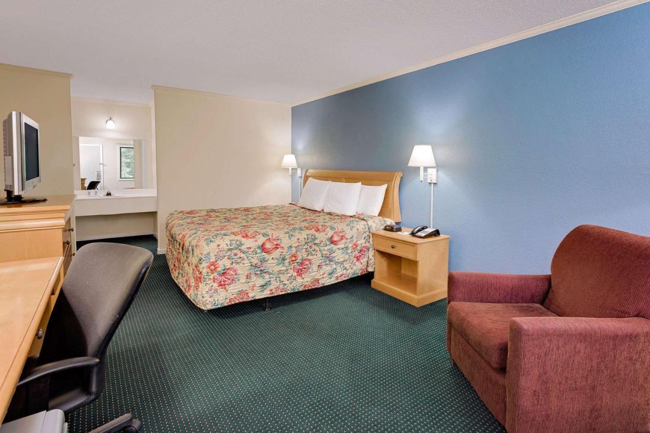 Days Inn By Wyndham Turbeville Shiloh Exterior foto